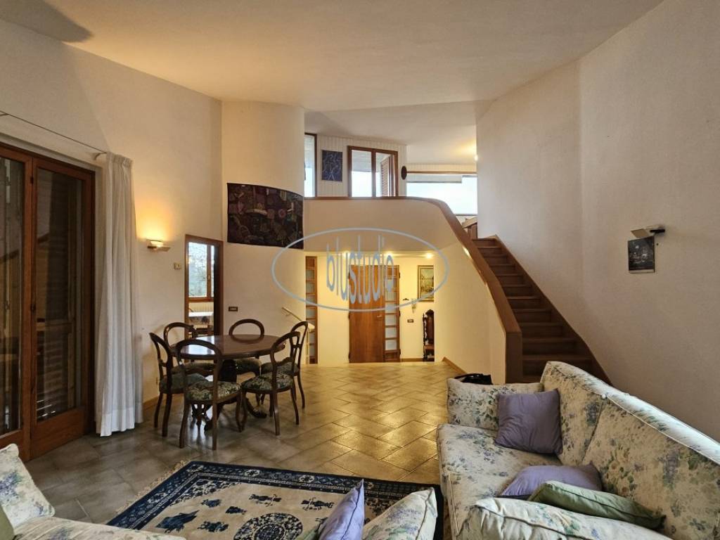 casa indipendente in vendita a Figline e Incisa Valdarno