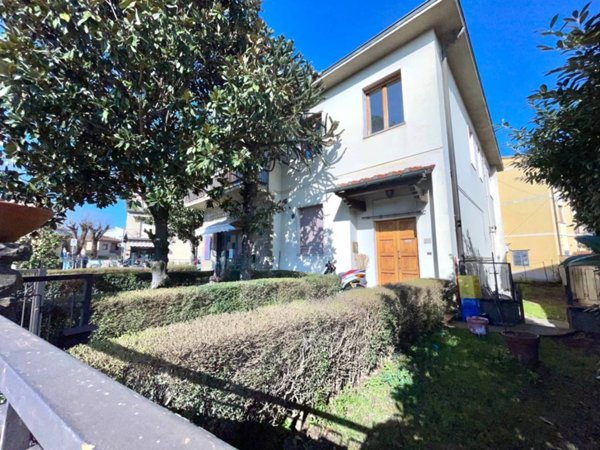casa indipendente a Figline e Incisa Valdarno in zona Figline Valdarno
