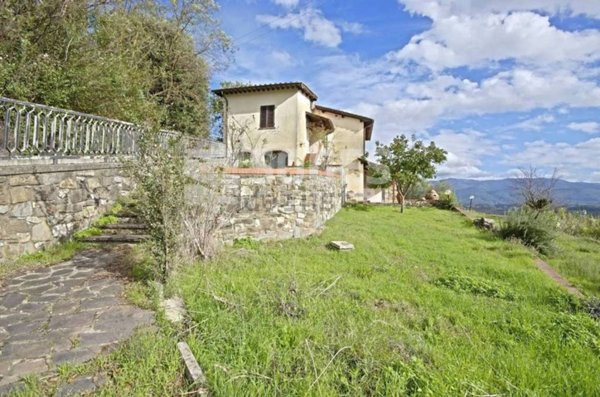 casa indipendente in vendita a Figline e Incisa Valdarno
