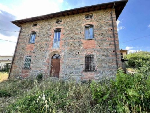 casa semindipendente in vendita a Figline e Incisa Valdarno in zona Gaville