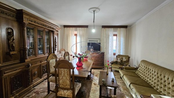 casa indipendente in vendita a Figline e Incisa Valdarno