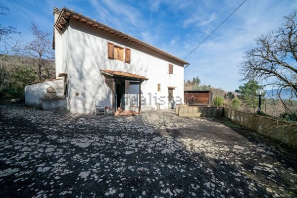 casa indipendente in vendita a Figline e Incisa Valdarno in zona Loppiano