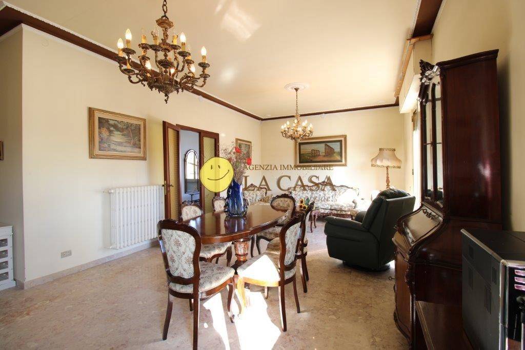 appartamento in vendita a Figline e Incisa Valdarno in zona Incisa in Val d'Arno