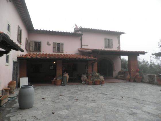 casa indipendente a Figline e Incisa Valdarno in zona Figline Valdarno