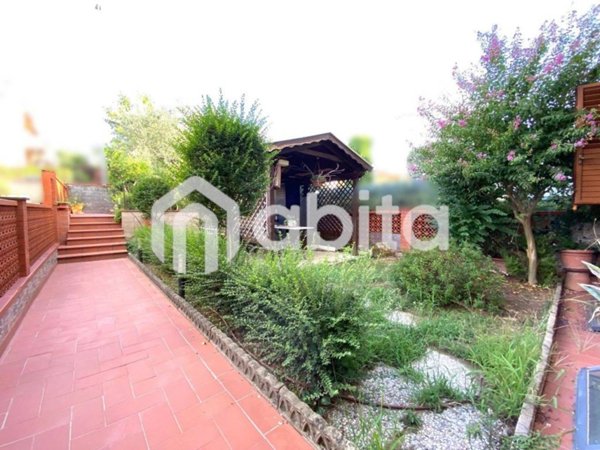 appartamento in vendita a Figline e Incisa Valdarno in zona Figline Valdarno