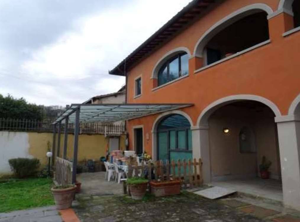 appartamento in vendita a Figline e Incisa Valdarno in zona Incisa in Val d'Arno
