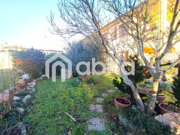 appartamento in vendita a Figline e Incisa Valdarno in zona Figline Valdarno