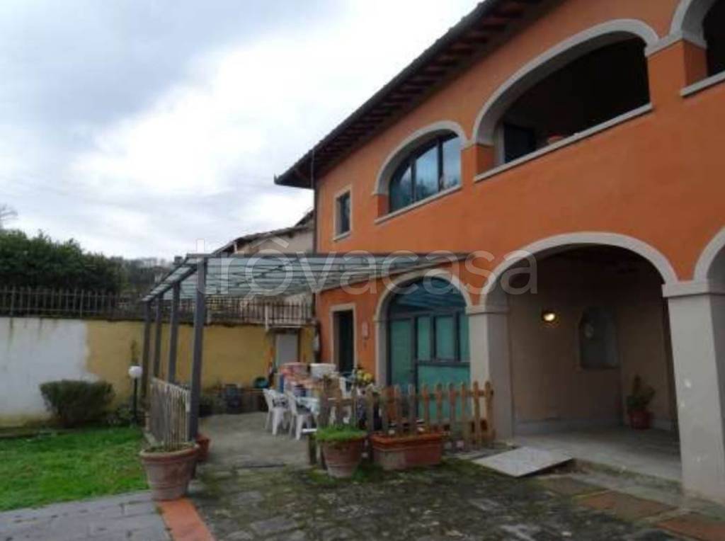 appartamento in vendita a Figline e Incisa Valdarno