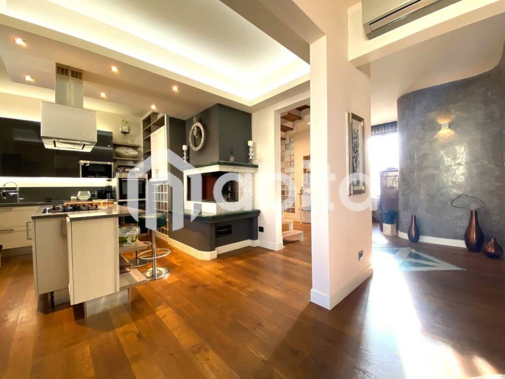 appartamento in vendita a Figline e Incisa Valdarno in zona Figline Valdarno