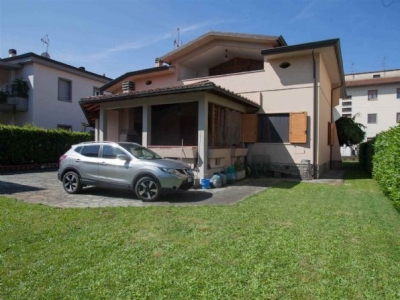 casa indipendente a Figline e Incisa Valdarno in zona Figline Valdarno
