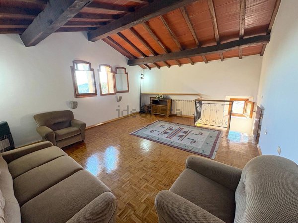 casa indipendente a Figline e Incisa Valdarno in zona Ponte agli Stolli
