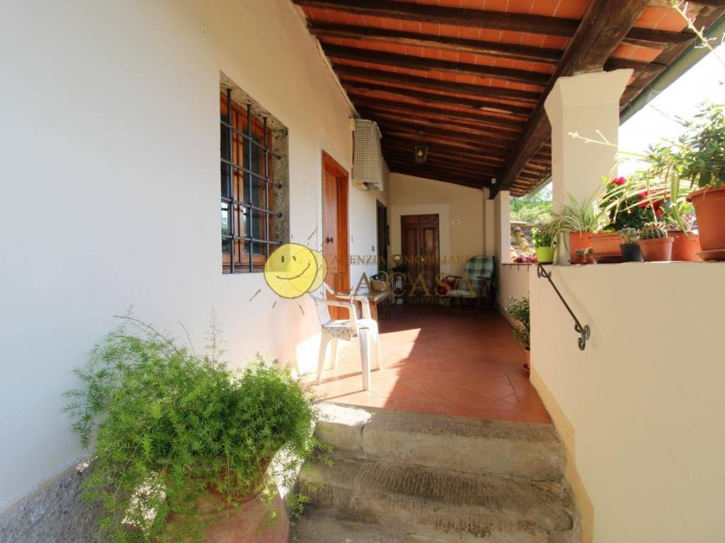 casa indipendente a Figline e Incisa Valdarno in zona Ponte agli Stolli