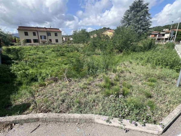 casa indipendente in vendita a Figline e Incisa Valdarno