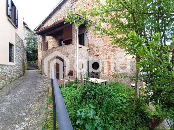 casa indipendente a Figline e Incisa Valdarno in zona Ponte agli Stolli