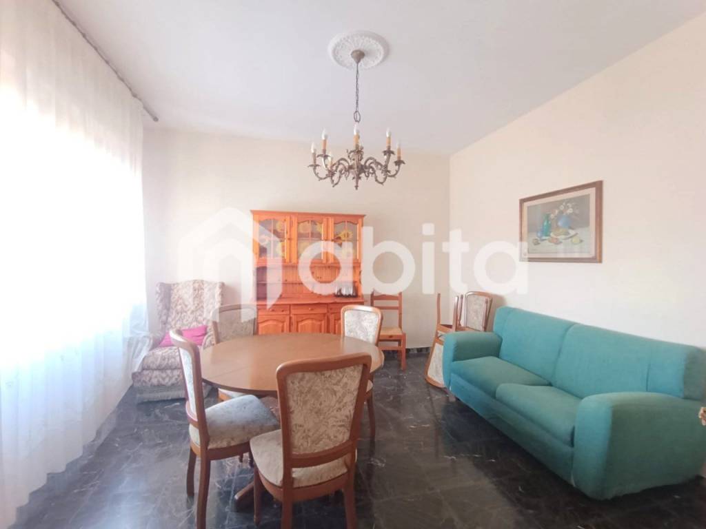 appartamento in vendita a Figline e Incisa Valdarno in zona Figline Valdarno