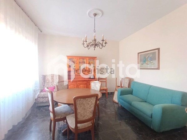 appartamento in vendita a Figline e Incisa Valdarno in zona Figline Valdarno