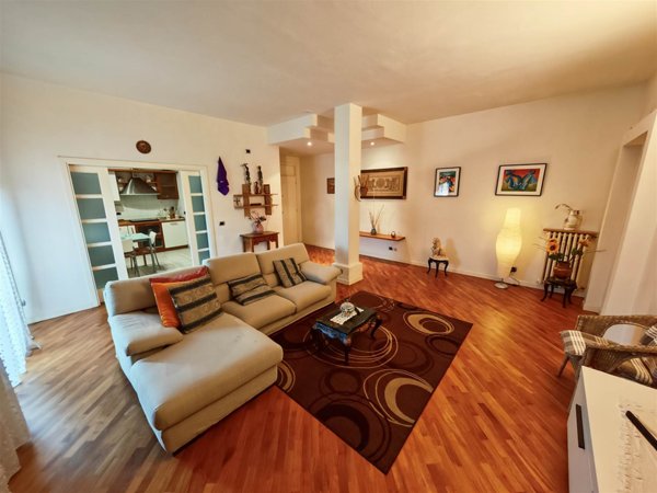 appartamento in vendita a Figline e Incisa Valdarno in zona Figline Valdarno