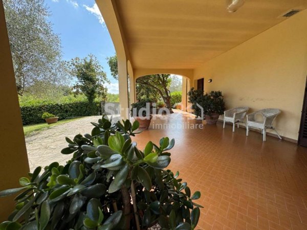 casa indipendente in vendita a Figline e Incisa Valdarno in zona Loppiano