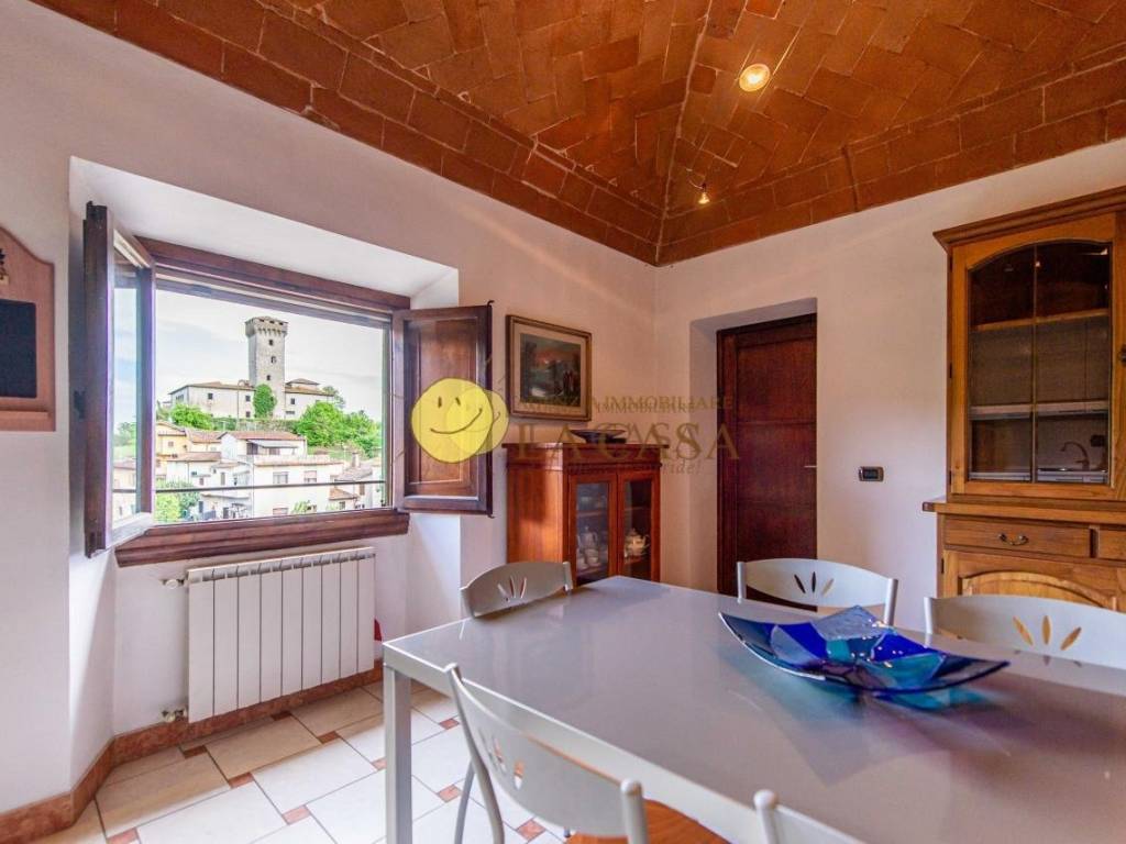 appartamento in vendita a Figline e Incisa Valdarno in zona Incisa in Val d'Arno