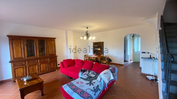 casa indipendente in vendita a Figline e Incisa Valdarno