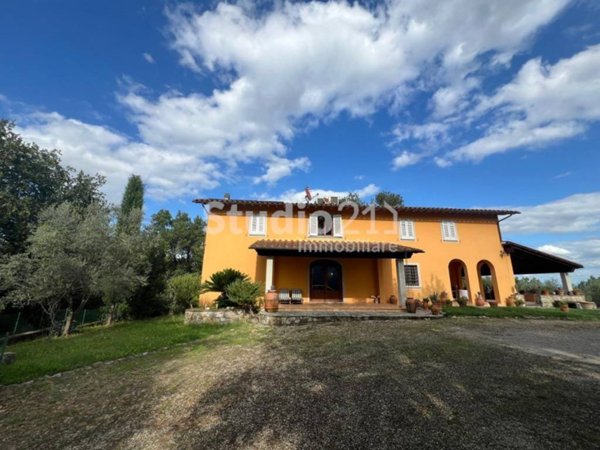 casa indipendente in vendita a Figline e Incisa Valdarno in zona Gaville