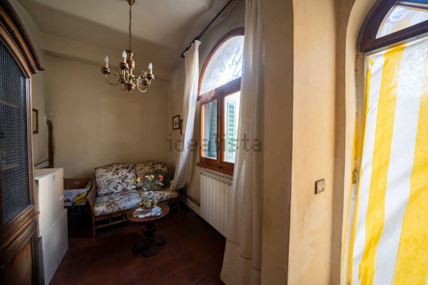casa semindipendente in vendita a Figline e Incisa Valdarno in zona Palazzolo