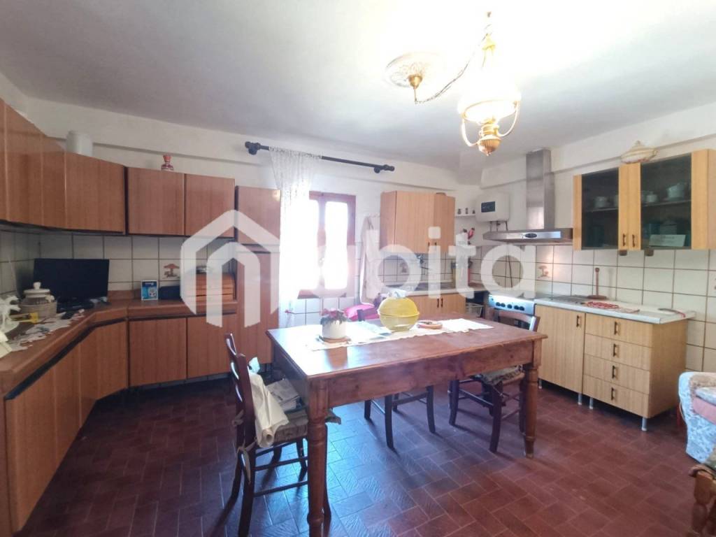 appartamento in vendita a Figline e Incisa Valdarno in zona Figline Valdarno