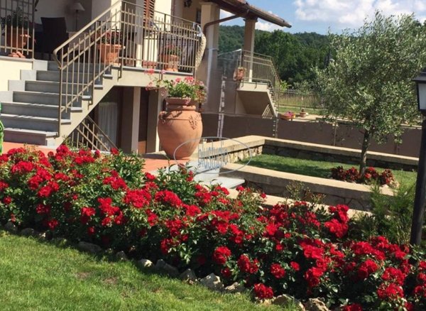 casa indipendente in vendita a Figline e Incisa Valdarno