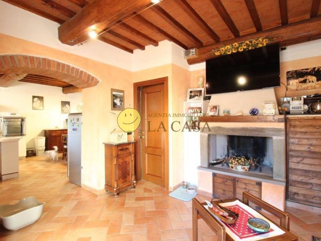 casa indipendente a Figline e Incisa Valdarno in zona Figline Valdarno