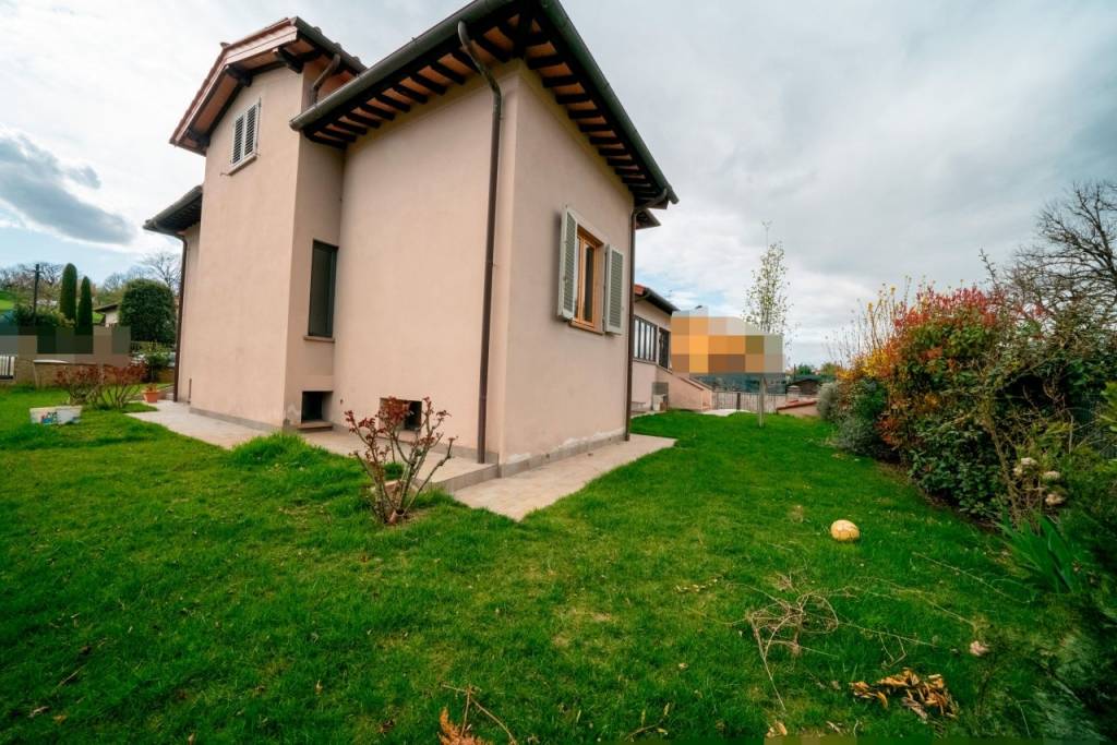 casa indipendente a Figline e Incisa Valdarno in zona Figline Valdarno