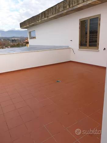 appartamento in vendita a Figline e Incisa Valdarno in zona Incisa in Val d'Arno