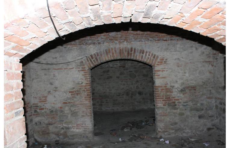 negozio in vendita a Figline e Incisa Valdarno in zona Figline Valdarno