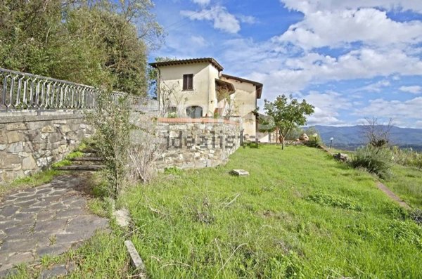 casa indipendente in vendita a Figline e Incisa Valdarno