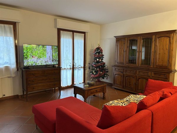 casa indipendente in vendita a Figline e Incisa Valdarno