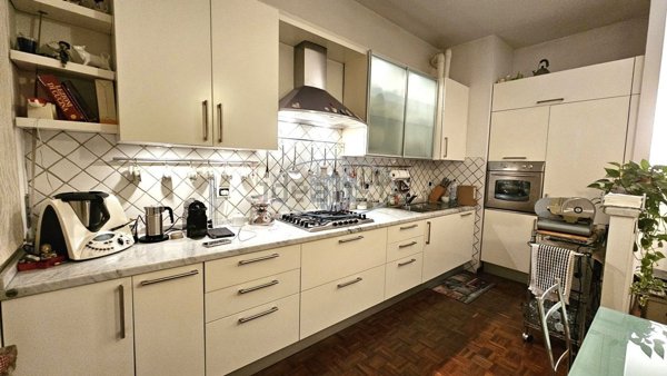 appartamento in vendita a Figline e Incisa Valdarno