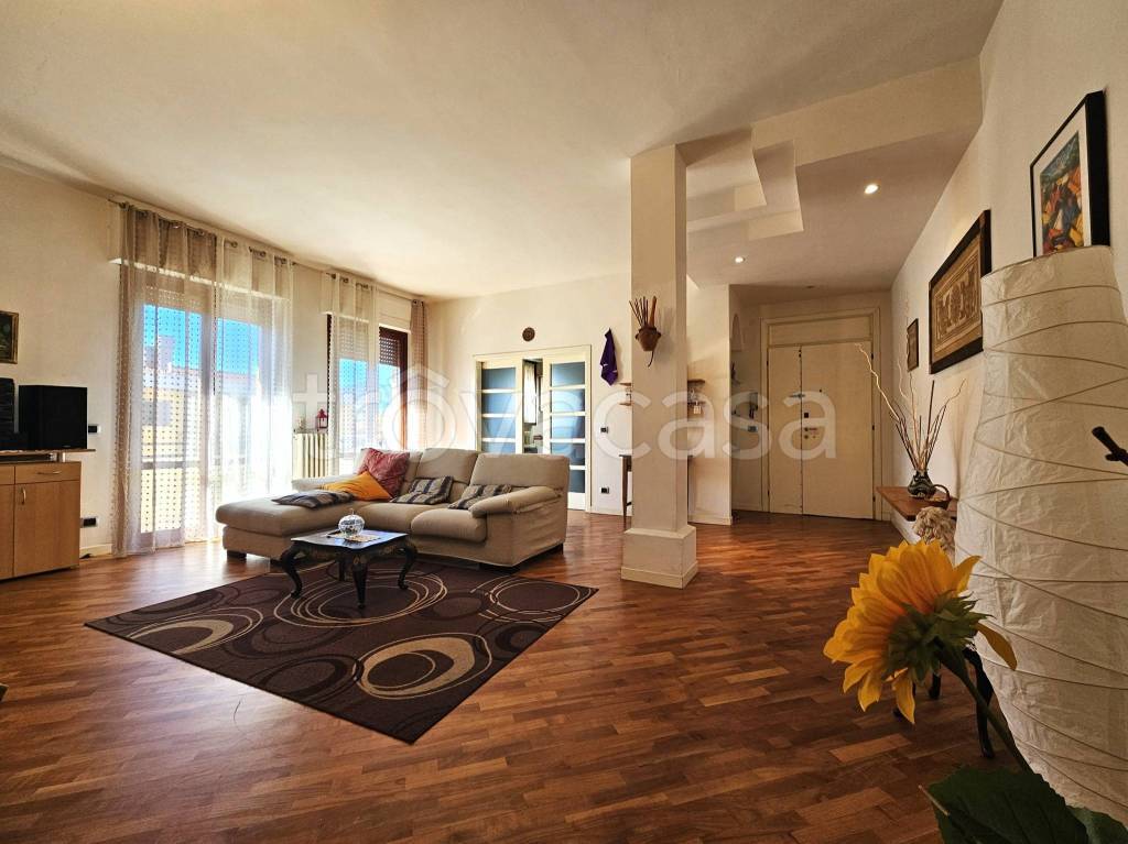 appartamento in vendita a Figline e Incisa Valdarno