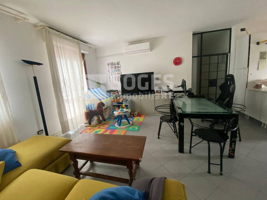 appartamento in vendita a Figline e Incisa Valdarno in zona Figline Valdarno