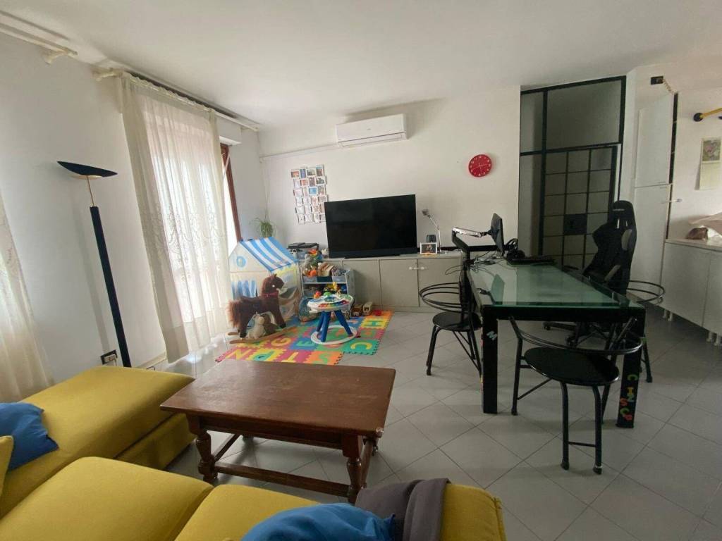 appartamento in vendita a Figline e Incisa Valdarno in zona Figline Valdarno