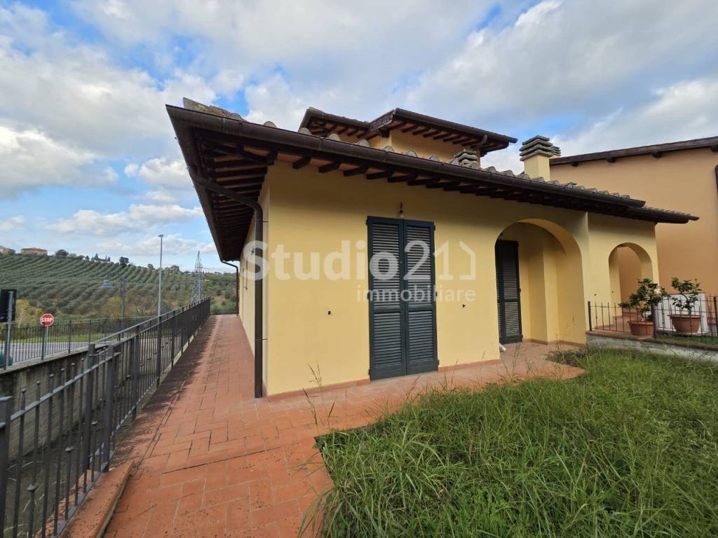 casa indipendente in vendita a Figline e Incisa Valdarno in zona Brollo