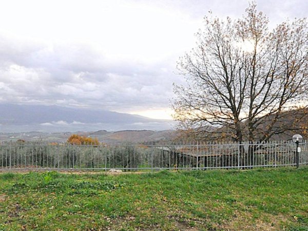 casa indipendente in vendita a Figline e Incisa Valdarno in zona Loppiano