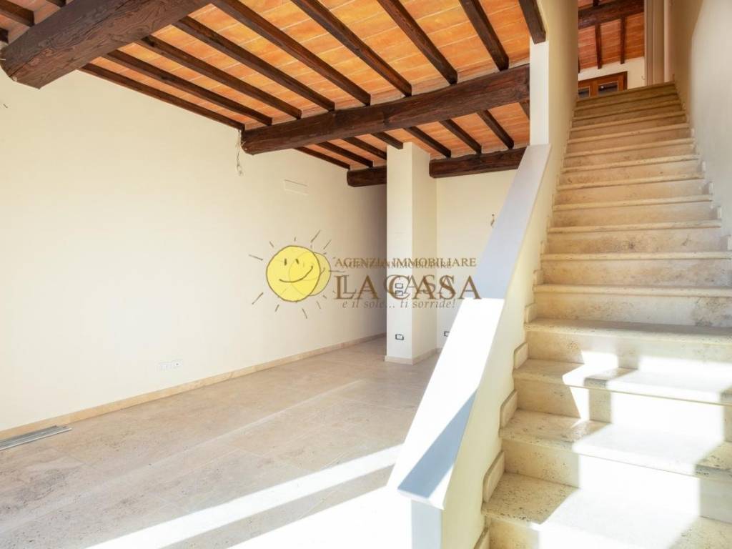 casa indipendente a Figline e Incisa Valdarno in zona Incisa in Val d'Arno