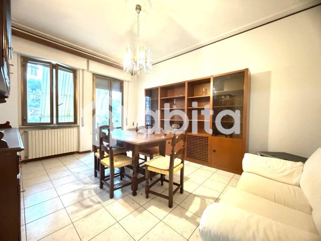 appartamento in vendita a Figline e Incisa Valdarno in zona Figline Valdarno