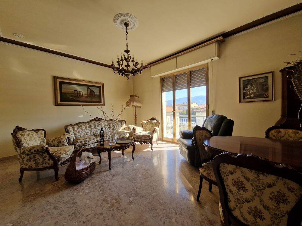 appartamento in vendita a Figline e Incisa Valdarno