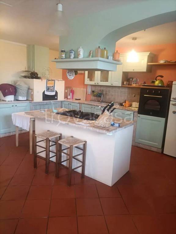 casa indipendente in vendita a Figline e Incisa Valdarno