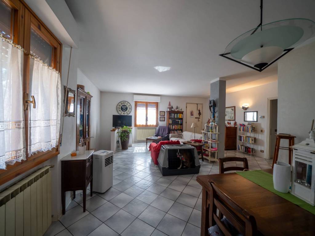 appartamento in vendita a Figline e Incisa Valdarno in zona Incisa in Val d'Arno