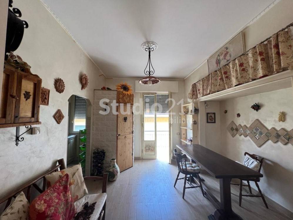 appartamento in vendita a Figline e Incisa Valdarno in zona Figline Valdarno