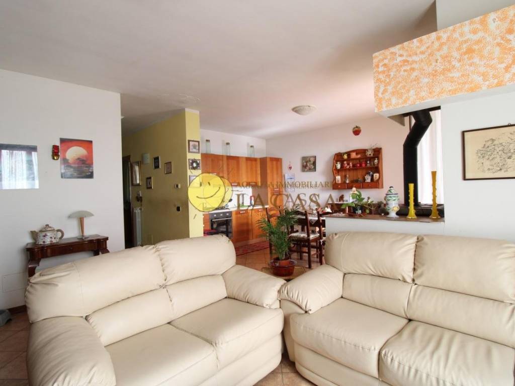 casa indipendente in vendita a Figline e Incisa Valdarno