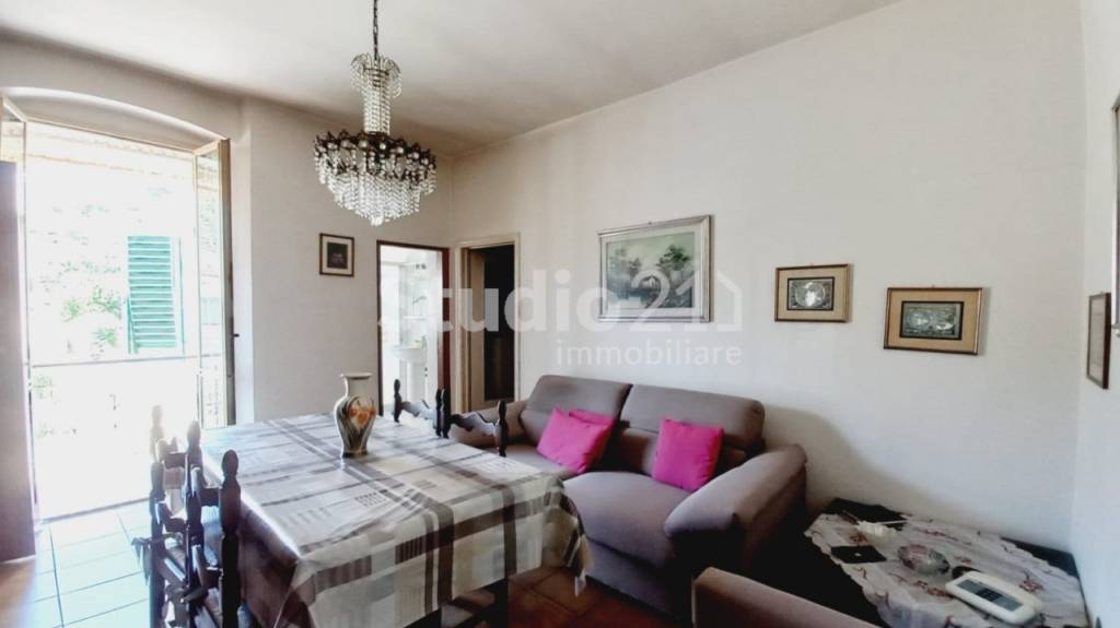 appartamento in vendita a Figline e Incisa Valdarno in zona Restone