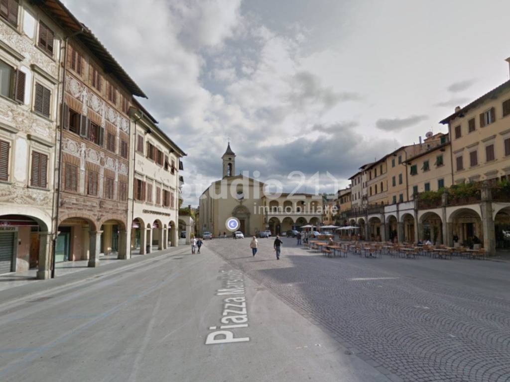 negozio in vendita a Figline e Incisa Valdarno in zona Figline Valdarno