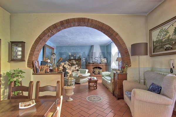 casa indipendente in vendita a Figline e Incisa Valdarno
